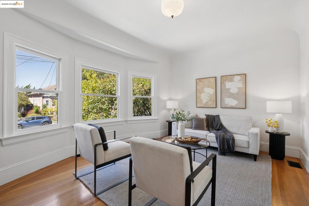 NORTH OAKLAND - Residential
