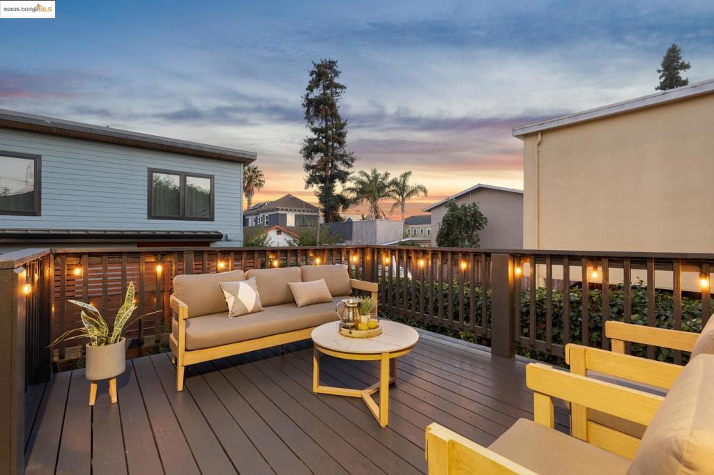 NORTH OAKLAND - Residential