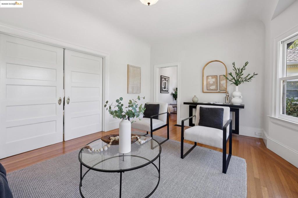 NORTH OAKLAND - Residential