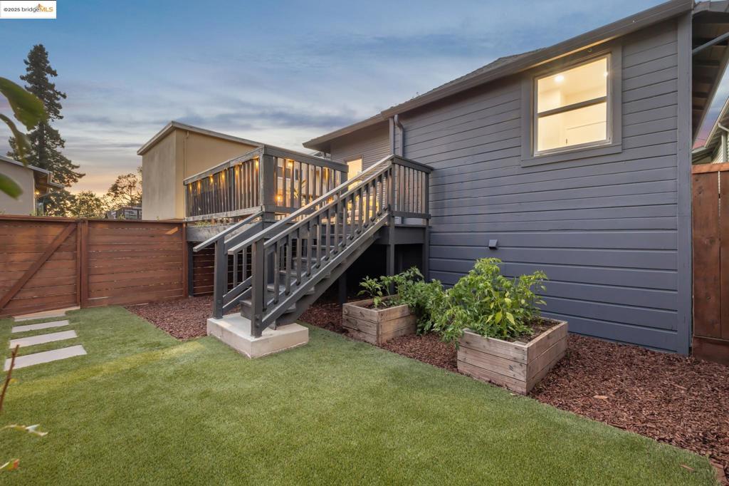 NORTH OAKLAND - Residential