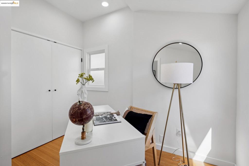 NORTH OAKLAND - Residential