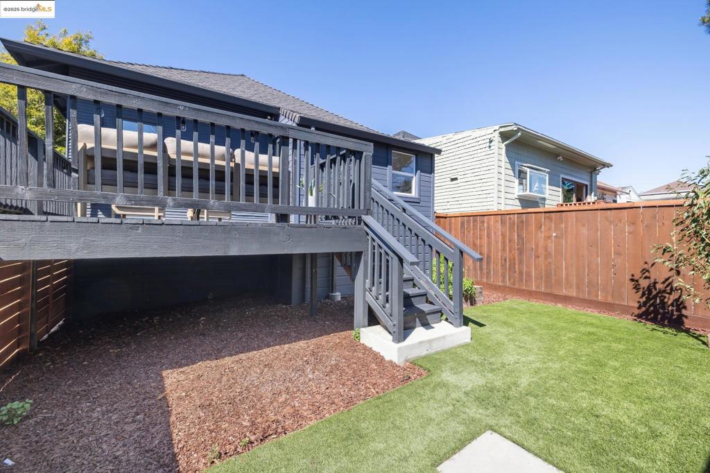 NORTH OAKLAND - Residential