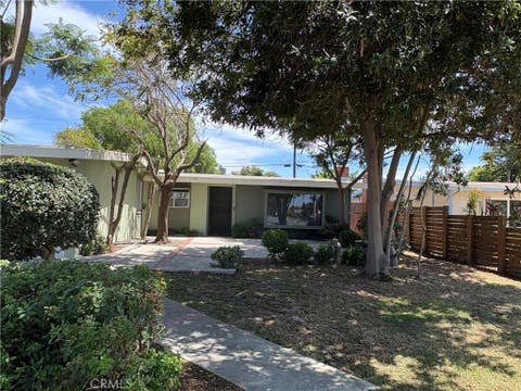 Photo of 17408 Walnut ST, Fountain Valley, CA 92708 (MLS # OC26183243)