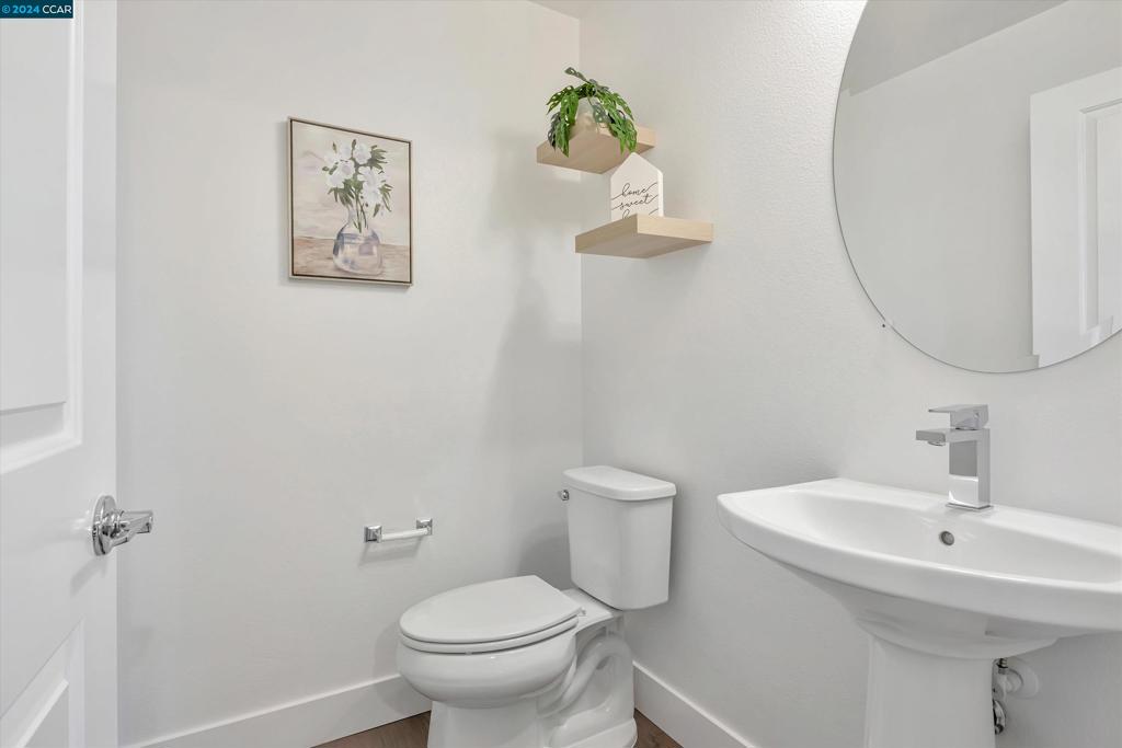 HAYWARD - Residential