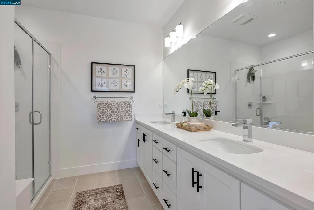 HAYWARD - Residential