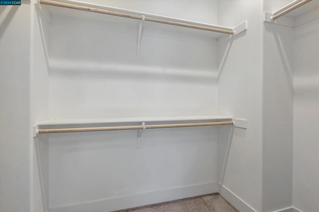 HAYWARD - Residential