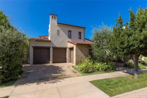 Photo of 30 Surfspray Bluff Blf, Newport Coast, CA 92657 (MLS # NP25239328)