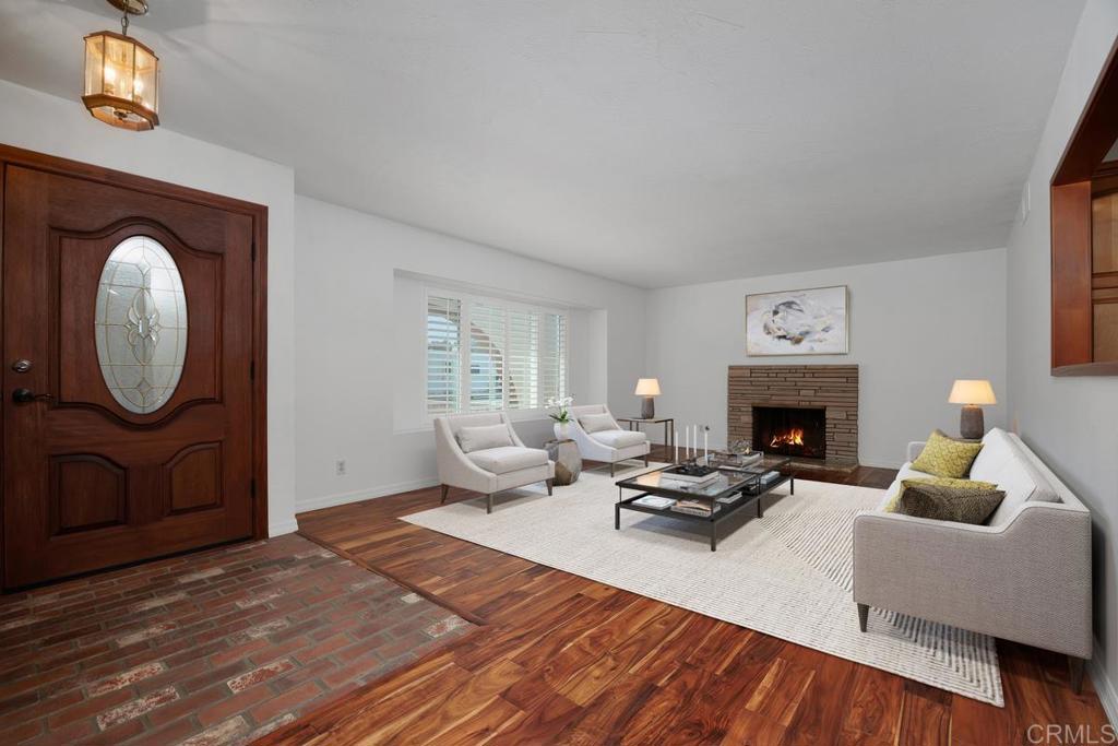 1541 Lauralynn Place