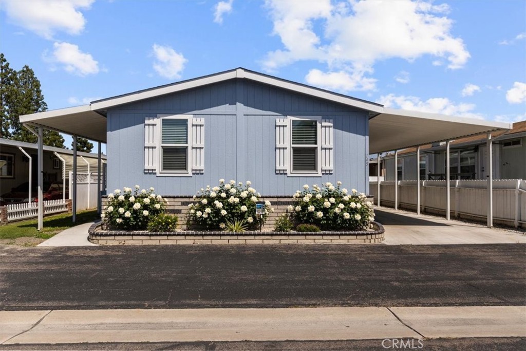 9080 Bloomfield 145