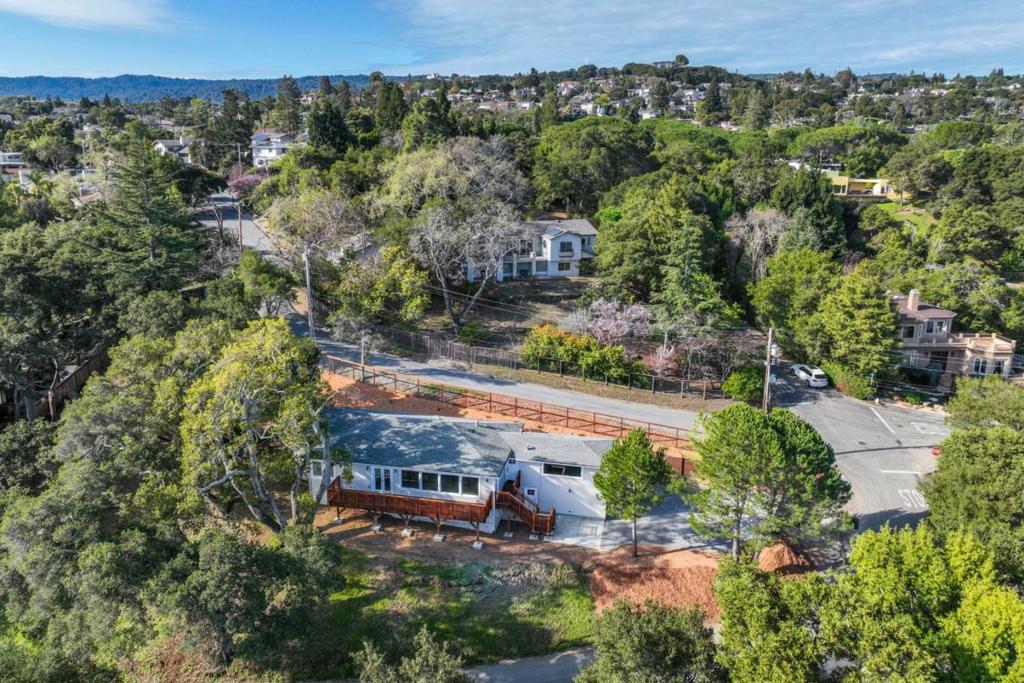 3803 Hamilton Way