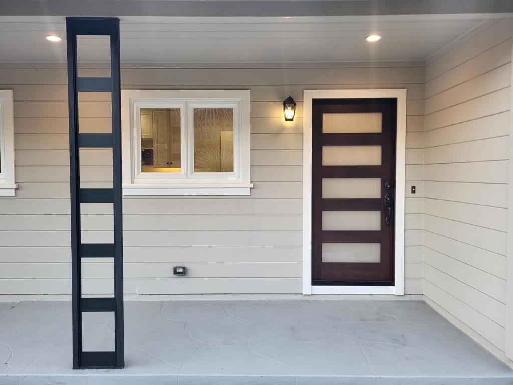 3803 Hamilton Way
