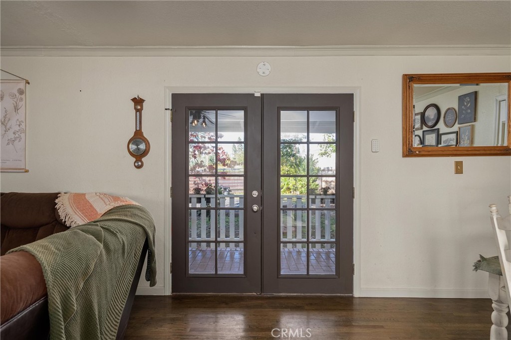 5805 Gradley