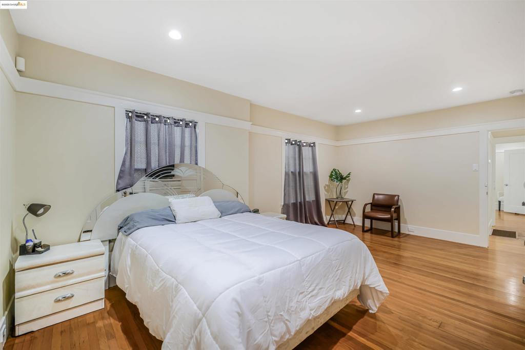 GOLDEN GATE - Residential