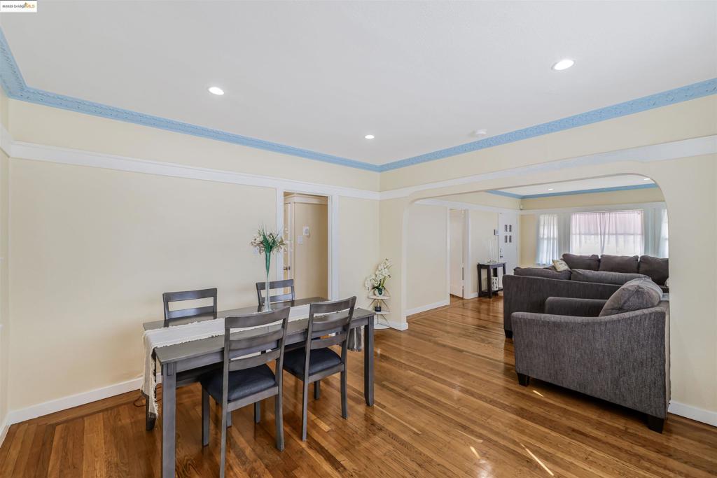 GOLDEN GATE - Residential