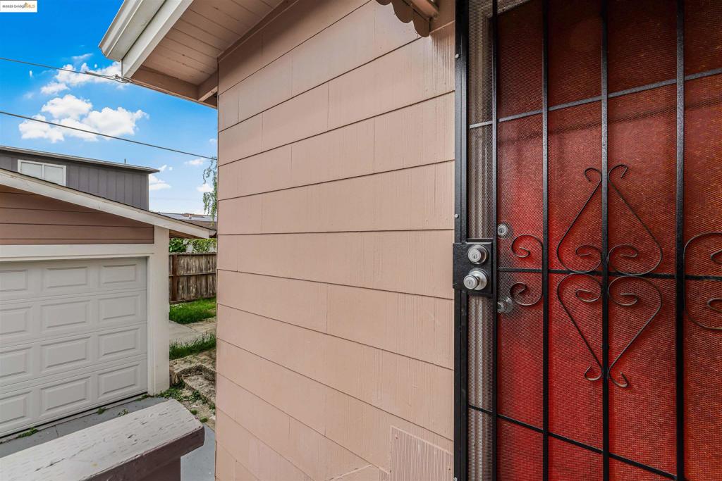 GOLDEN GATE - Residential