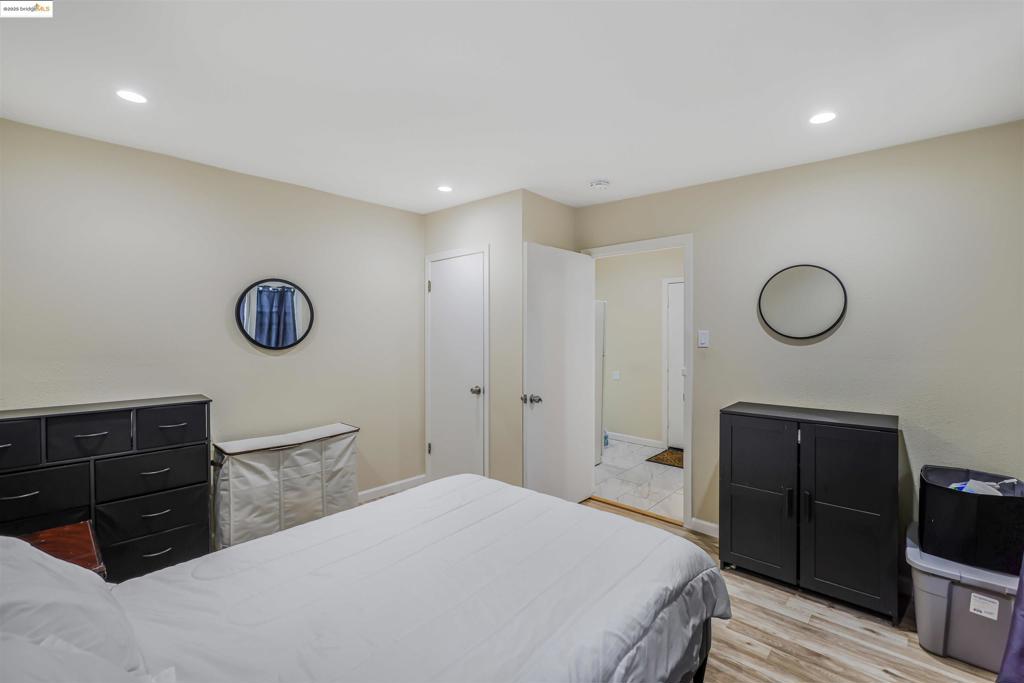 GOLDEN GATE - Residential