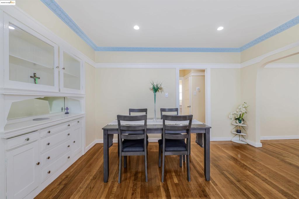 GOLDEN GATE - Residential