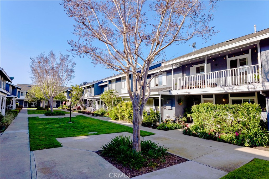 Beautifully upgraded Monticello Townhome. MOVE IN READY. Loads of upgrades. Central AC, Smooth ceilings with canned lighting. Upgraded windows. Remodeled bathrooms. Direct garage access through the patio. EV charging outlet. Close to all Costa Mesa has to offer. OC Fair, Performing Arts, Beach, John Wayne airport and World class shopping. Summer is waiting at the community pool and Spa. Come take a look at this Gem.