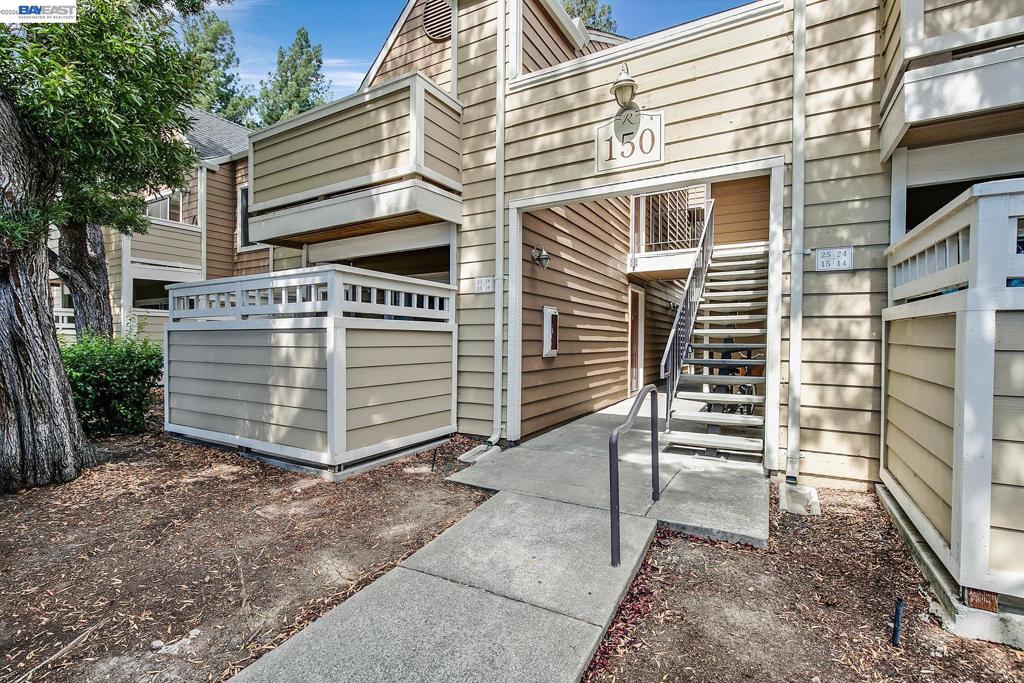 150 Reflections Drive Dr