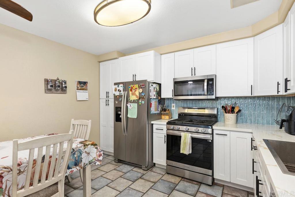 10862 Caravelle Place