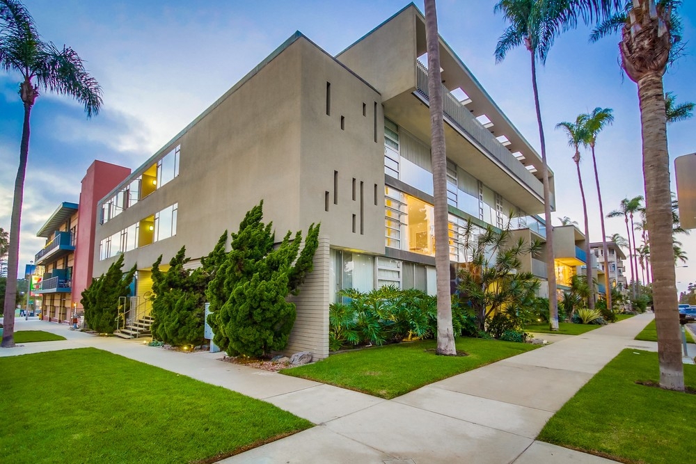 Own a piece of San Diego history. Noted architect Henry Hester designed this rare and iconic 1959 Mid-Century building. It is one of only two residential buildings in San Diego that are Mills Act approved, allowing for a substantial reduction in yearly property taxes. This top floor 2 bedroom residence is light filled and an absolute architectural treasure. A bank of windows cover the entire length of the home with beautiful views of the original stylish pool along with golden sunsets. Neighborhoods: Bankers Hill Complex Features: , Equipment: Dryer,Garage Door Opener, Washer Other Fees: 0 Sewer: Sewer Connected Topography: LL