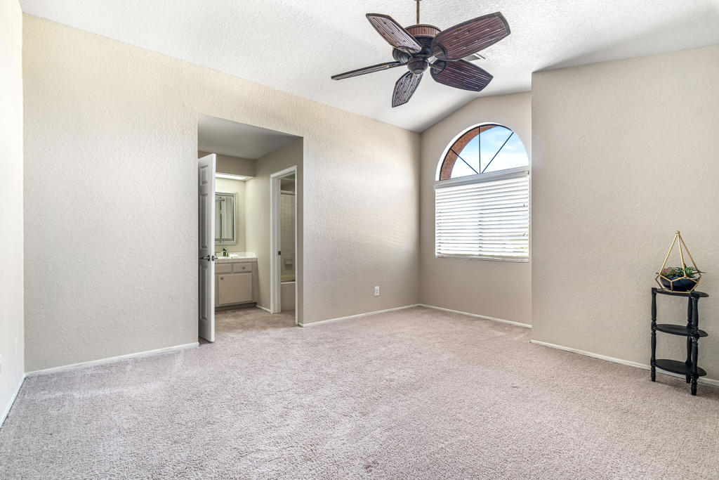 Oasis Country Club - Residential