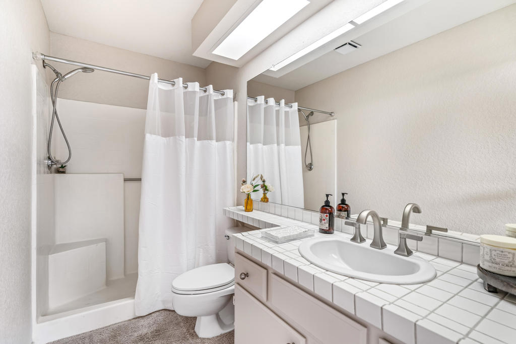 Oasis Country Club - Residential