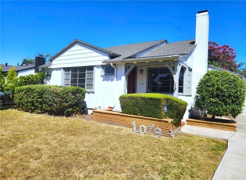 Photo of 1079 E Terrace Drive, Long Beach, CA 90807 (MLS # PW26211935)