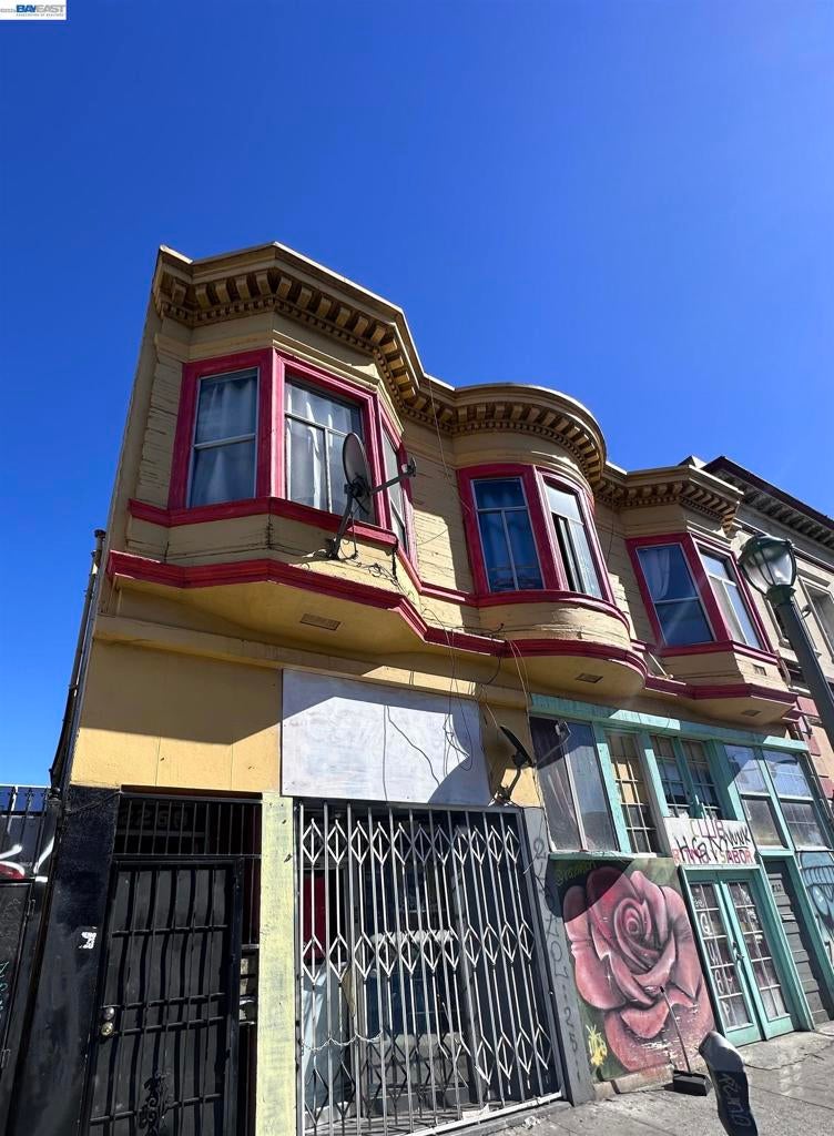 2270 International Blvd