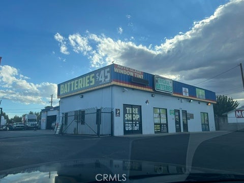 Photo of 16559 Bear Valley RD, Hesperia, CA 92345 (MLS # HD26215307)