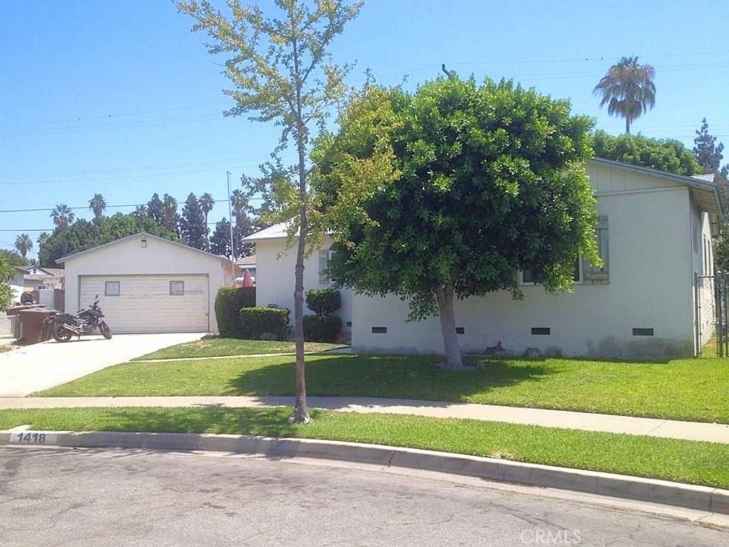 Photo of 1418 E Pat Pl, Anaheim, CA 92805 (MLS # PW26071611)
