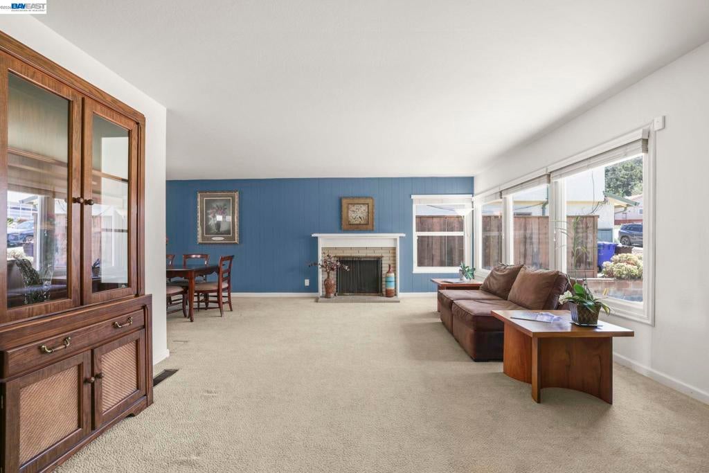 4815 Shetland Ave AVE, Oakland CA 94605