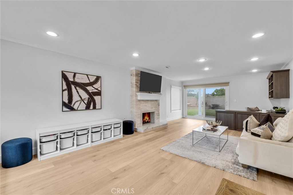 20770 Cottonwood
