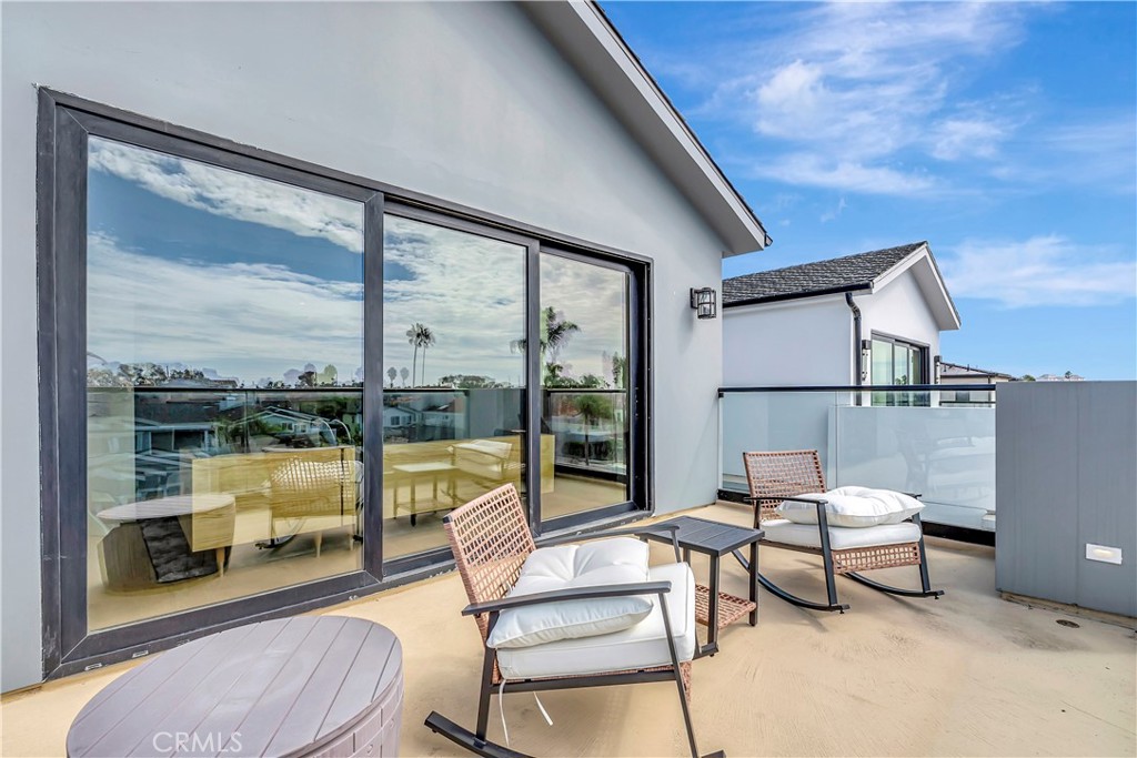 Oldtown HB/State Streets - Residential