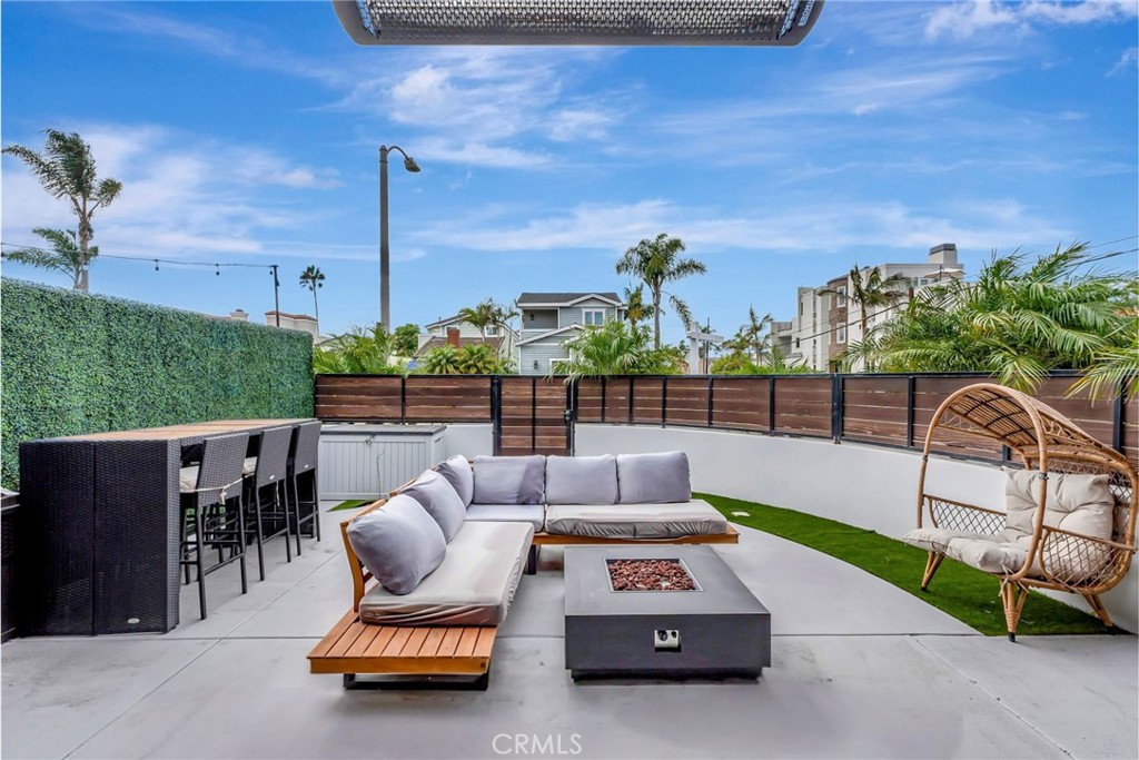 Oldtown HB/State Streets - Residential