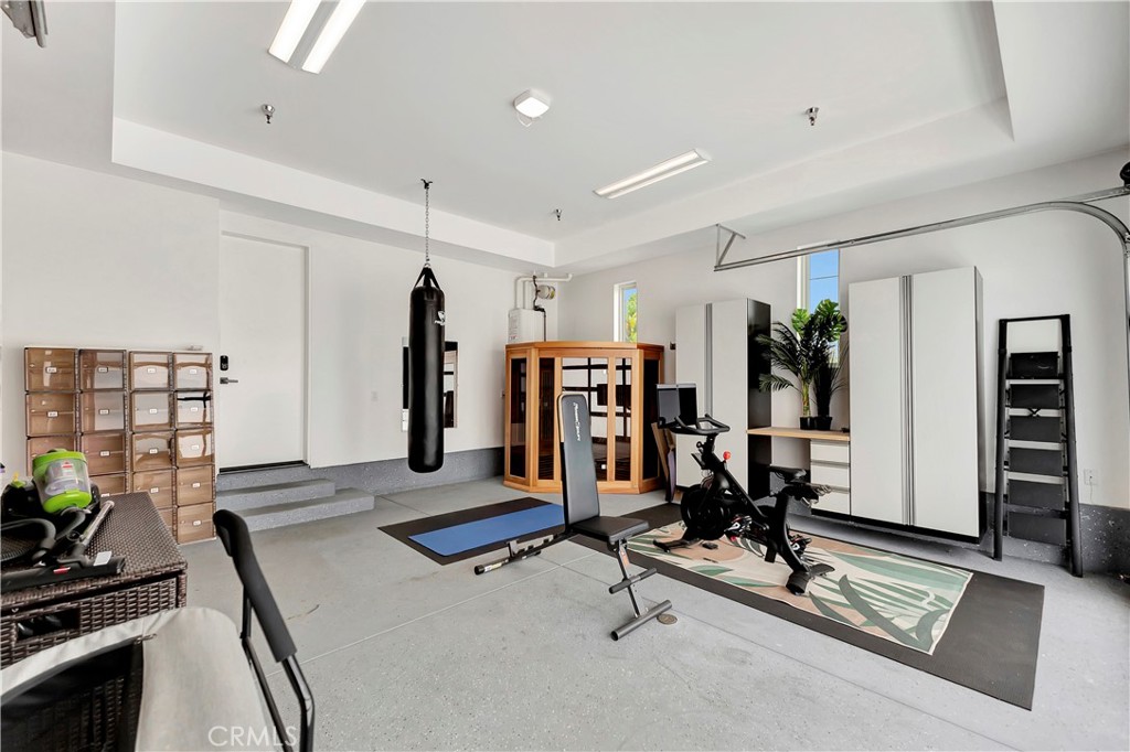 Oldtown HB/State Streets - Residential