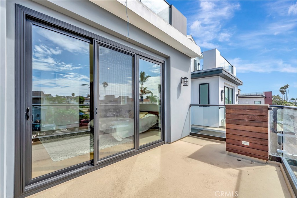 Oldtown HB/State Streets - Residential