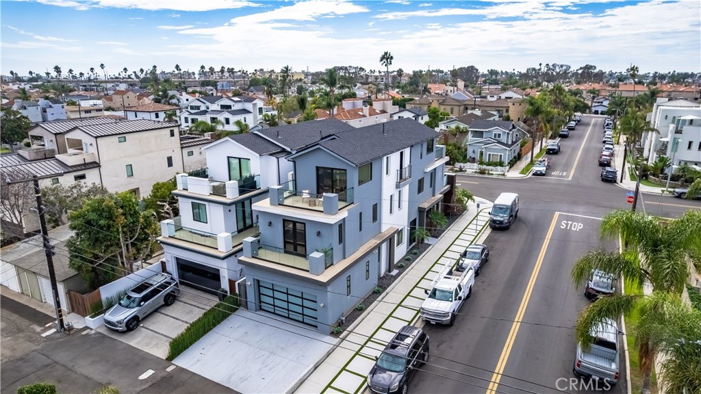 Oldtown HB/State Streets - Residential