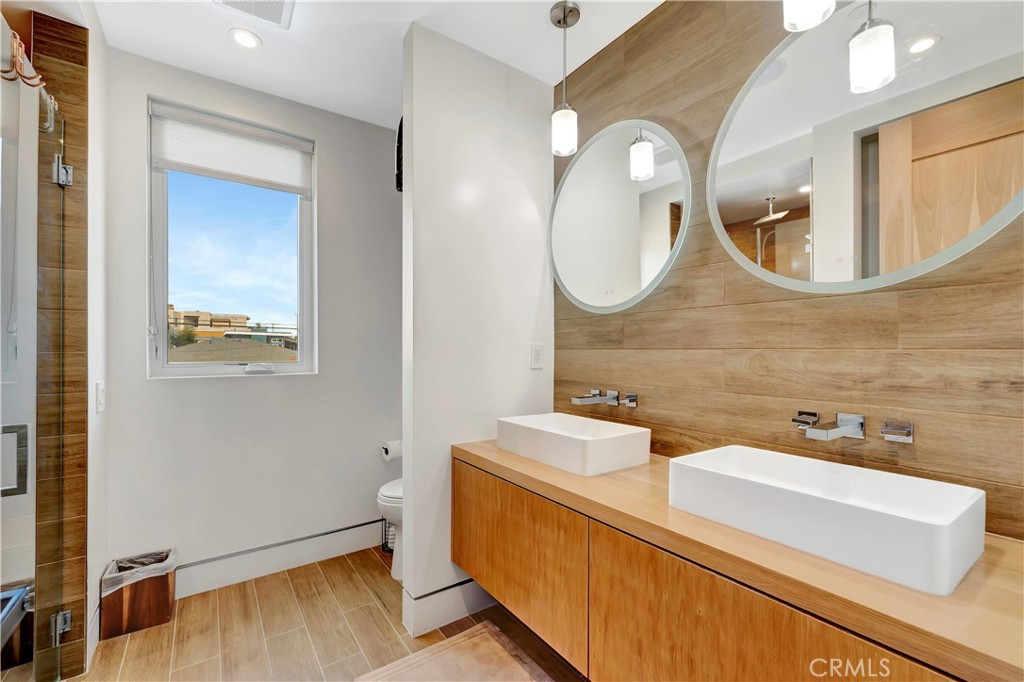 Oldtown HB/State Streets - Residential