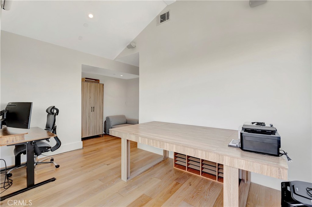 Oldtown HB/State Streets - Residential
