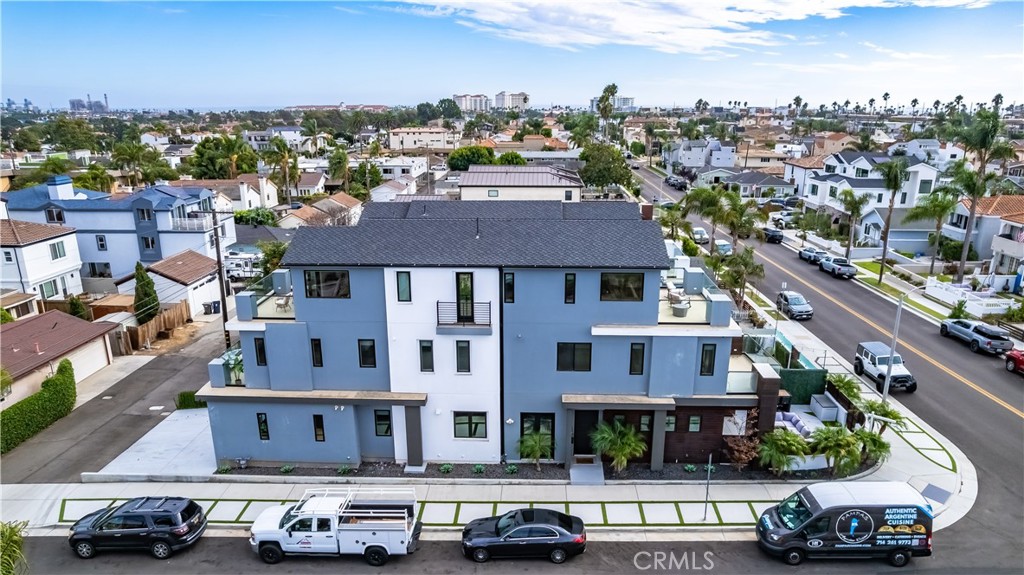Oldtown HB/State Streets - Residential
