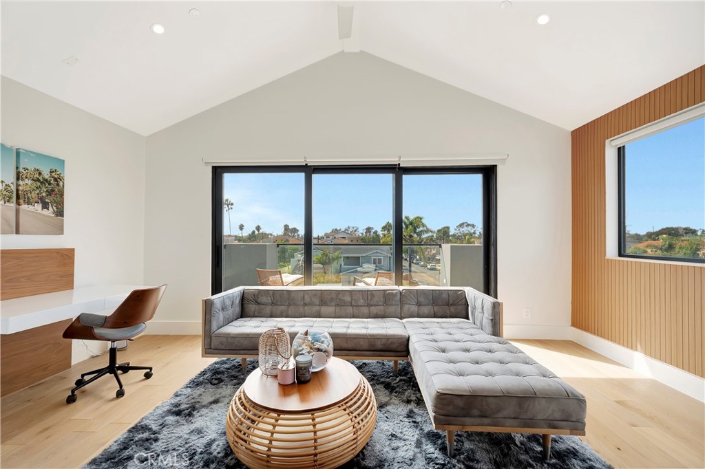 Oldtown HB/State Streets - Residential