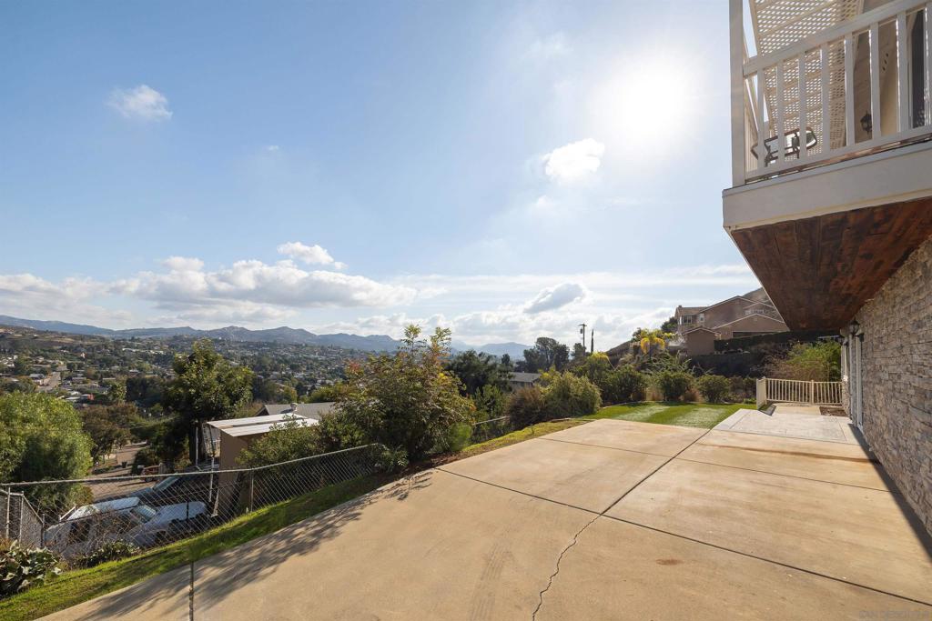 Lakeside - Residential