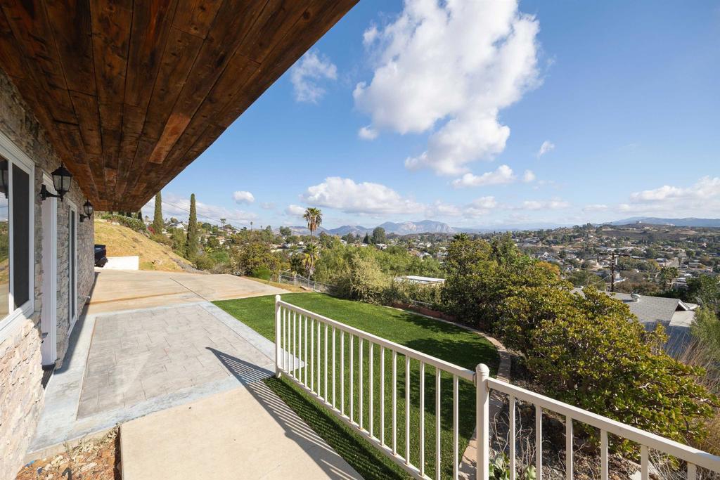 Lakeside - Residential