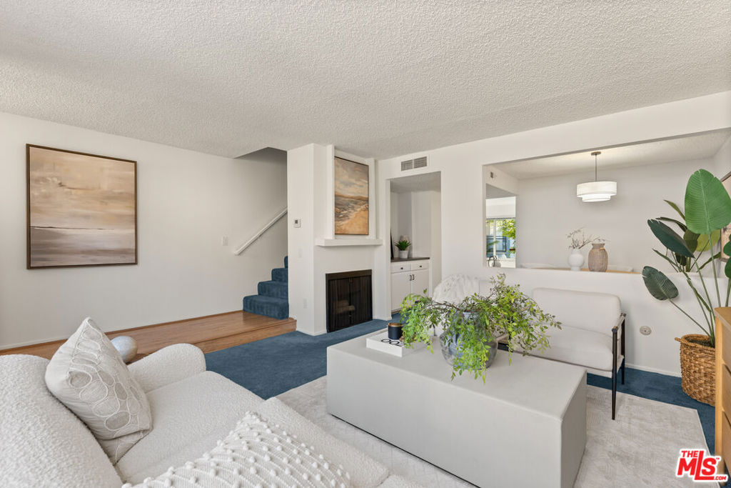 22038 Vanowen Street 217