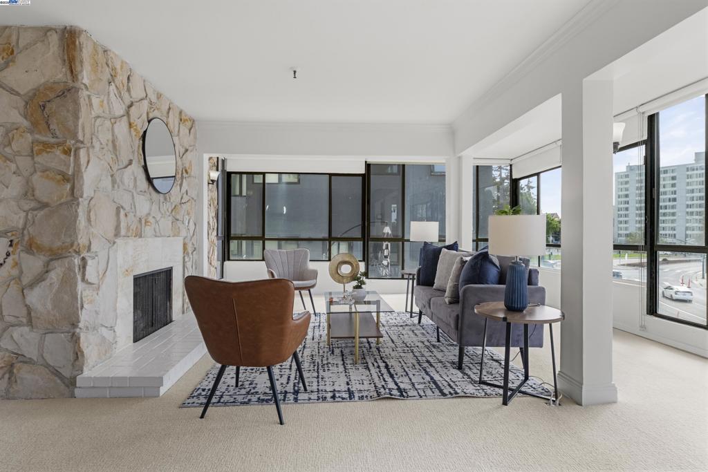 CLEVELAND HEIGHTS - Residential