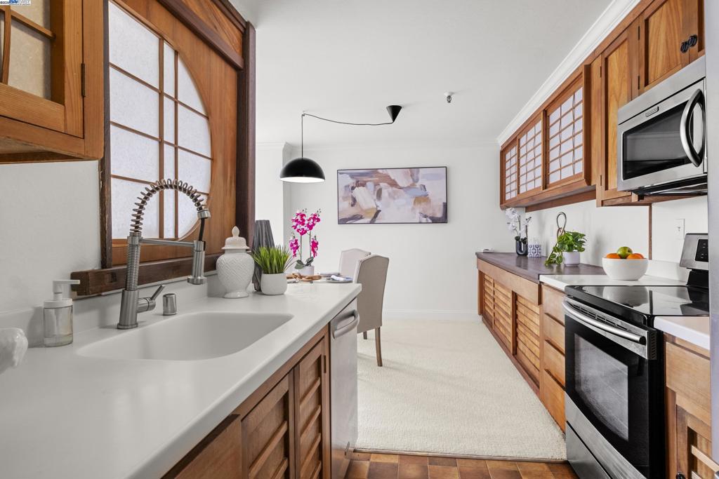 CLEVELAND HEIGHTS - Residential