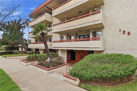 Photo of 125 S Sierra Madre Blvd #104, Pasadena, CA 91107 (MLS # WS26030845)