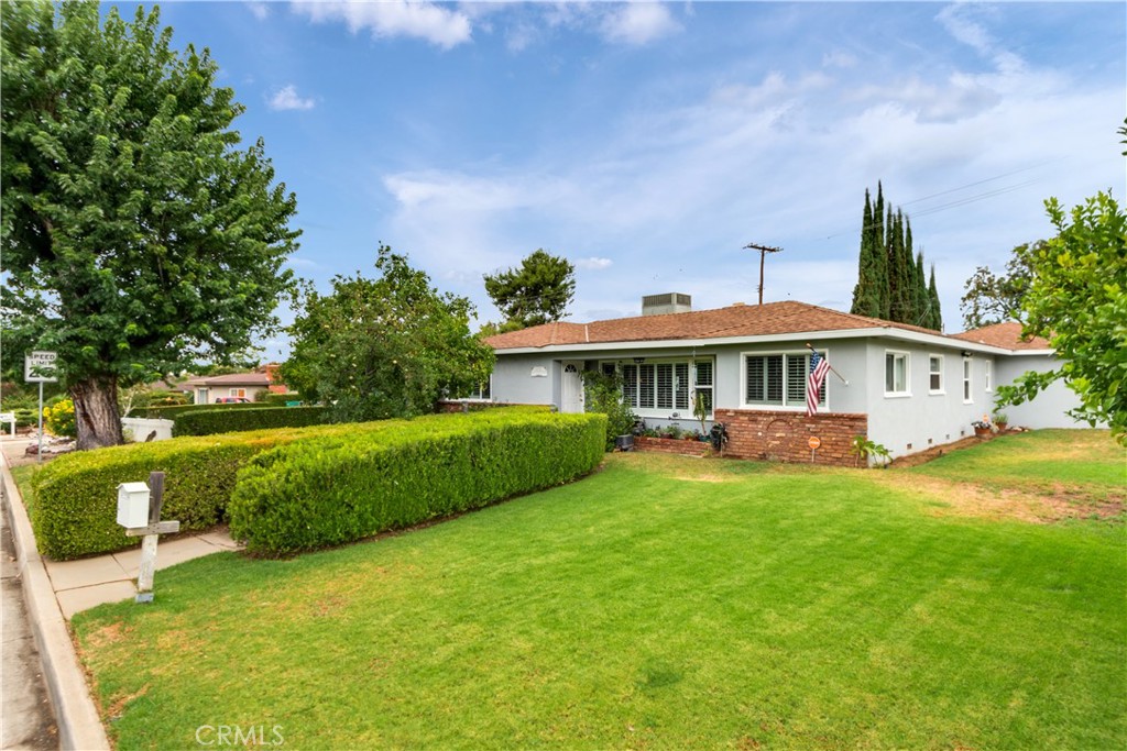 406 Myrtlewood Drive