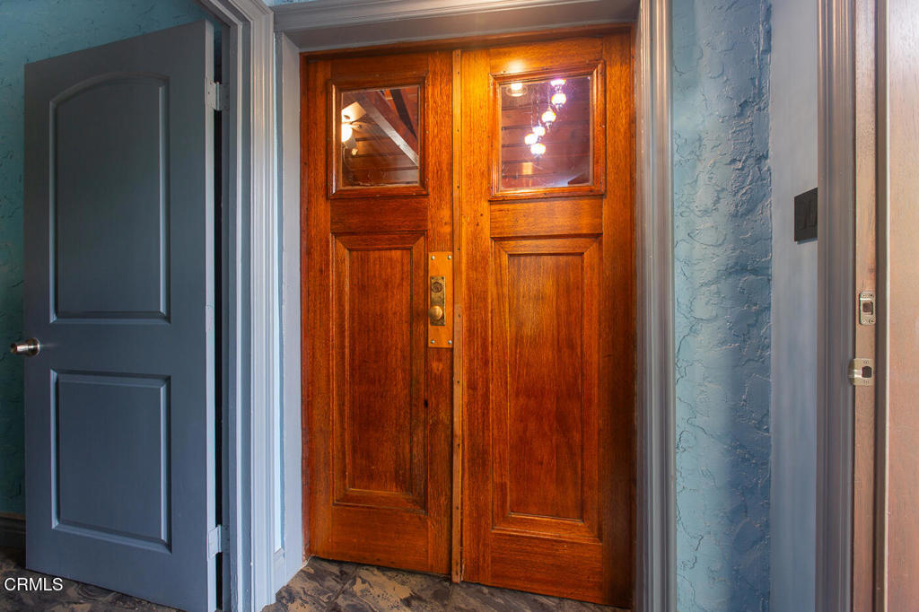 11 N San Gabriel Canyon Road